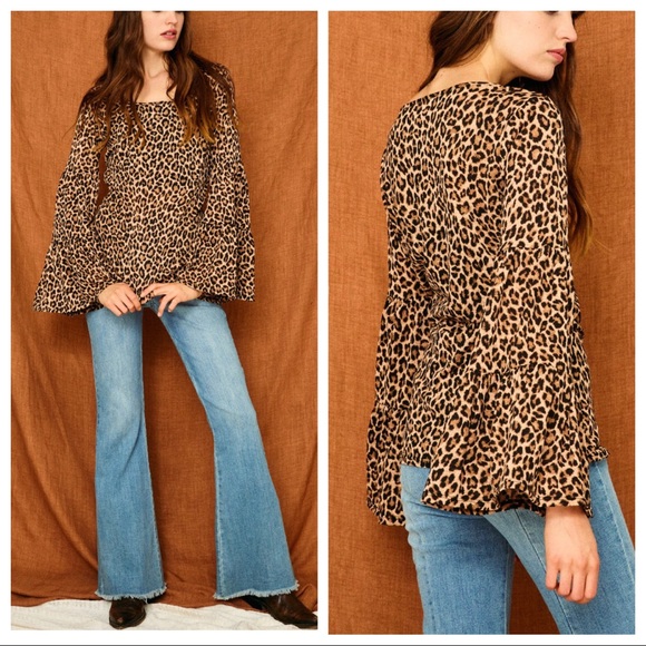 Leopard Print Tiered Sleeves Leopard print top - Picture 4 of 4